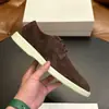 Zapatos derby minimalistas italianos de ante STN, color liso, superficie suave, forro transpirable, estilo moderno y versátil para hombre, de caña baja.