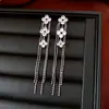 Brincos de Prata Banhados a Ouro 18K com Agulha de Prata, Flor e Franja, Estilo Versátil Retro de Luxo Leve, Brincos Elegantes e Estilosos para Mulheres