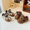Tênis Casual Infantil para Meninas, Estilo Coreano Tênis Forrest Gump, Novo Modelo Primavera e Outono 2026, Sola Macia, Antiderrapante, Tênis para Bebês com Velcro