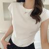 Foto Real de Camiseta sin Mangas Corta de Hombro Derecho para Mujer 2025 Nuevo Diseño Chaleco Plisado Top de Manga Corta Volante Verano