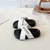 Sandalias para Niña 2026 Verano Nuevo Estilo Sandalias Planas con Tiras Cruzadas Estilo Chanel para Niña