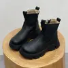 Botas Chelsea Femininas, Estilo Britânico, Novo Modelo 2026, Botas de Couro Antiderrapantes com Solado Grosso Retrô, Botas Curtas de Couro Macio com Forro de Lã para Outono e Inverno, Aumentadoras de Altura