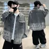 Chaqueta Camisa de Mezclilla para Niños Primavera y Otoño 2025 Estilo Nuevo para Niños Mayores, Atuendo de Otoño para Niños, Camisa Infantil Degradada