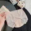Nueva ropa interior ultrafina de cintura media con encaje de jacquard de malla sin costuras para niñas, bragas bronceadoras de seda helada de secado rápido para damas