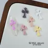 Decorações Populares Coloridas em Formato de Cruz para Unhas, Acessórios de Capa de Celular Mini Preto e Branco Estilo Punk Sombrio, Strass para Unhas