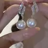 Design Elegante Brincos de Pérola 2025 Nova Moda Leve Luxo Elegantes Brincos Celebridade da Internet Versátil Brincos com Pino de Prata para Mulheres