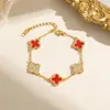 Pulsera de Acero de Titanio con Diamantes de Cuatro Hojas que no se decolora Pulsera de Encanto de Moda de Alta Gama 18K Estilo Europeo y Americano Pulsera de Cinco Flores