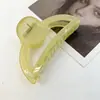 Novo Prendedor de Cabelo Colorido em Forma de Garra de Tubarão Crescente da Amazon para Mulheres, Pente Elegante e de Alta Qualidade para Penteados de Coque na Parte de Trás da Cabeça