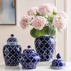 Jarrón de porcelana azul y blanco, adorno de cerámica pintado a mano con acuarela bajo vidriado, nueva decoración de estante de exhibición para sala de estar estilo chino, decoración del hogar