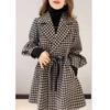 88221 Abrigo Grande Aimei Yiyuan 2023 Primavera y Otoño Nueva Moda Estilo Chanel Pata de Gallo Largo Medio con Cordones para Mujer