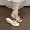 Sandálias Anabela Chuyuji para Mulheres, Novo Estilo Fada da Moda Francesa de Verão, Adequadas para Combinar com Saias, Sola Grossa, para Uso ao Ar Livre