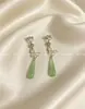Novos brincos de calcedônia em formato de gota de borboleta estilo chinês para mulheres, brincos de franja verdes elegantes vintage, joias Hanfu de alta qualidade