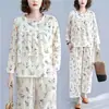 Conjunto de Algodón Nube para Primavera y Otoño, Moda de Ropa de Casa de Manga Larga y Pantalón Largo para Madres Jóvenes y de Mediana Edad, Adecuado para Usar al Aire Libre