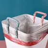 Clip creativo para cubo de basura doméstico con tapa antideslizante, una herramienta práctica para asegurar bolsas de basura