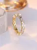 Anel de Zircônia com Diamantes Inteiros em Linha Única em Formato de Coração Transfronteiriço para Mulheres Clássico Europeu e Americano Moda de Nicho Estilo Ins de Alta Qualidade Anel Venda Quente