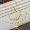 Diseño de Nicho Alto Valor de Color Láser Doble Fila Trébol de Cuatro Hojas Traje para Mujer Lujo Ligero Exquisito Collar Pulsera de Trébol de Cuatro Hojas