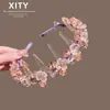 Faixa de Cabelo Flor de Cristal Exquisita Rede Social Luxo Leve Pente de Dente Faixa de Cabelo Japonesa Coreana Nova Crânio Superior Prensa de Cabelo Acessórios de Cabelo para Saída para Mulheres