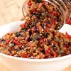 Carne de Caracol con Pimienta de Colores de Hunan, un Acompañamiento Perfecto para Fideos y Arroz, Imprescindible para Comidas, Sabor Auténtico de Hunan, Plato Instantáneo Listo para Comer