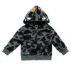 Moletom com zíper e capuz infantil para primavera e outono, camuflado, design de tubarão de desenho animado, cardigã casual para meninos e meninas