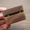 Caja de Anillo de Madera Creativa Lujo Ligero Retro Volteable Magnética Caja de Joyería de Madera Accesorios para Pendientes Caja de Almacenamiento de Madera Maciza