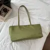 Bolsa tote de gran capacidad para el uso diario, bolso de hombro versátil y ligero para mujer, nueva bolsa casual de verano 2026 para mujer