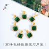 Acessórios de areia dourada estilo chinês novo de longa data, pingente, pingente de diamante verde quadrado, pingente de corrente para clavícula feminina