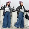 Pantalones de Primavera y Otoño para Niñas 2026 Nuevo Estilo Jeans Anchos Sueltos para Niños Ropa de Otoño para Niños Grandes Pantalones Curvos