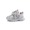 Tênis dad shoes para meninas 2026 novo modelo com laço de pérola, strass brilhantes, sola grossa macia, respirável, fecho de velcro, antiderrapante, versátil e moderno