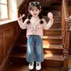 Nova Camiseta Listrada de Manga Longa com Desenho para Meninas Outono 2026, Camiseta Básica Infantil, Body para Bebê, Roupa Infantil da Moda