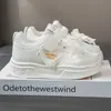 Zapatos Deportivos para Niños 2025 Otoño Nuevo Estilo Cómodos Transpirables Malla Lindos Casuales para Niños y Niñas Modernos Zapatos Blancos