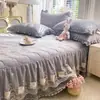 Faldón de cama acolchado de algodón puro, pieza única, que oculta el borde inferior, nuevo modelo 2025, colcha de cama engrosada 100% algodón, estilo faldón de cama a prueba de polvo