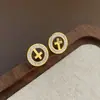 Aretes de Perlas Naturales, Exquisitos Minimalistas de Nicho para Mujer, Lujo Ligero de Alta Gama, Aretes S925, Accesorios para Orejas de Venta Caliente 2026