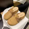 Sapatos Birkenstock com aumento interno de altura, tamancos fechados de sola grossa para mulheres, sandálias Birkenstock slip-on novas para a primavera de 2026