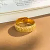 Anillo Estilo Étnico Oro Arena Antiguo Mantra de Seis Sílabas Sánscrito, Color Duradero, Anillo Abierto de Banda Lisa Mate Vintage