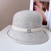Sombrero de pescador rizado estilo Hepburn para mujer, sombrero de fieltro cálido de otoño e invierno, sombrero de copa de lana australiana, hilo de cáñamo, cinta delgada, color sólido, sombrero de cubeta