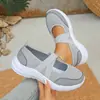 2026 Nueva Estación Independiente de Dropshipping de Amazon Zapatos de Mujer Transpirables Flyknit Tallas Grandes Zapatos para Madres Zapatos sin Cordones Zapatos Individuales para Mujer