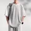 2026 Verão Nova Camiseta Casual Tendência Marca Confortável Tamanho Grande Manga Curta para Homens T2098 Branco Preto Cáqui Algodão