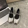 Zapatos Planos de una Sola Tira Estilo Verano Estilo Francés para Combinar con Faldas Zapatos Mary Jane Plateados de Punta Redonda 2026 Mujer