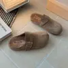 Design de fivela de cinto simples e elegante, nova coleção 2026, versátil para o outono, sandálias slip-on de sola macia, chinelos casuais femininos