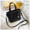 Bolso Pequeño de Color Contrastante para Viajes 2025 Nuevo Estilo Coreano Bolso de Hombro Único Cruzado Bolso Bandolera Simple y Elegante Bolso Cubo Pequeño para Mujer