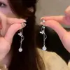 Pendientes Largos con Borlas de Mariposa Lunar 2026 Nuevo Estilo Caliente de Moda y Elegantes Diseño de Nicho Pendientes Super de Hada