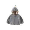 Roupas de bebê para outono e inverno, jaqueta com capuz quentinha forrada de fleece para meninos e meninas, blusa de desenho animado para bebês e crianças pequenas, disponível para atacado