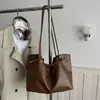 Bolsa de Mano Retro de Encaje de Alta Gama para Mujer Otoño/Invierno 2026 Gran Capacidad Bolso de Hombro Único de Cuero PU Bolso de Mano de Moda