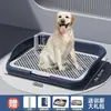 Inodoro extra grande para perros pequeños, medianos y grandes, diseño de panel plano con valla alta para evitar salpicaduras, viene con un soporte, venta al por mayor desde el fabricante
