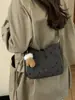 Bolso Pequeño Retro de Alta Gama para Comercio Exterior para Mujer 2026 Nuevo Bolso Cruzado Versátil de Moda Bolso de Mano de Lunares Bolso Cubo
