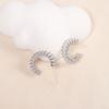 Aretes de circonita blanco y negro cool chic de alta gama, diseño nicho, aretes de arco C, estilo frío, personalidad, modernos, combinan con todo
