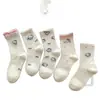 Meias compridas de renda com estampa de gato fofo estilo japonês para o verão, meias brancas finas até o joelho, meias KT para mulheres, meias de meia-panturrilha