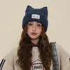Fábrica de Gorros de Punto de Poliéster Venta al por Mayor Otoño e Invierno Orejas de Gato Lindas Color Sólido Gorro de Lana Tejido Gorro de Lana Caliente para Mujer