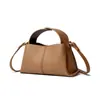Bolsa Pequena Quadrada Portátil Simples de Cor Sólida da Moda Feminina 2024 Nova Bolsa de Ombro Transversal Casual Versátil
