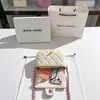 Una generación de pequeña bolsa de sillín blanca fragante 2023 Nueva Cadena de alto sentido Diamante bolsa cuadrada pequeña al por mayor